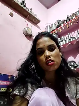 Snapshot of Cut_ragni chatting on September 30, 5:07 pm Cut ragni online show from September 30, 5:07 pm