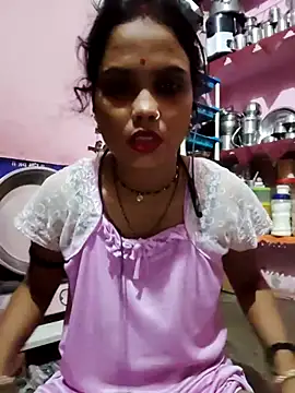 Snapshot of Cut_ragni chatting on October 4, 6:50 pm Cut ragni online show from October 4, 6:50 pm