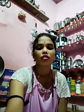 Snapshot of Cut_ragni chatting on October 7, 5:43 pm Cut ragni online show from October 7, 5:43 pm