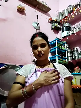 Snapshot of Cut_ragni chatting on October 11, 5:22 pm Cut ragni online show from October 11, 5:22 pm