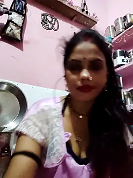 Snapshot of Cut_ragni chatting on October 25, 10:04 pm Cut ragni online show from October 25, 10:04 pm