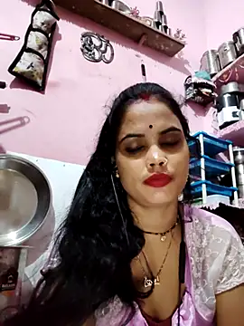 Snapshot of Cut_ragni chatting on October 28, 5:04 pm Cut ragni online show from October 28, 5:04 pm