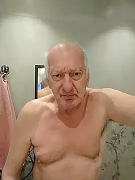 Snapshot of Solek56 chatting on November 24, 8:14 am Solek56 online show from November 24, 8:14 am