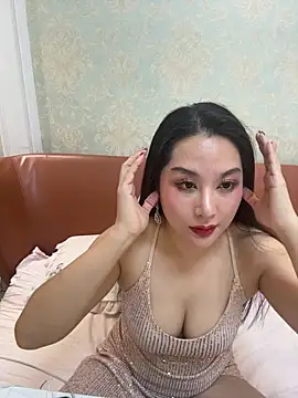 Snapshot of Candice888 chatting on February 6, 1:36 pm Candice888 online show from February 6, 1:36 pm