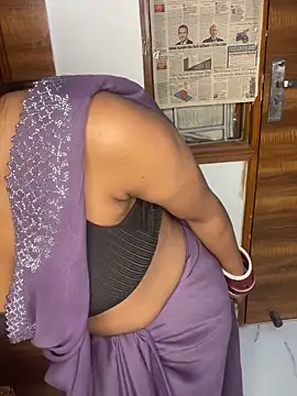 mickle james online show from March 5, 6:59 pm