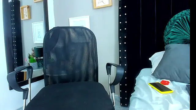 Mathewboy1 online show from September 12, 11:48 pm