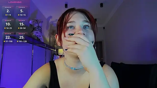 Snapshot of Meri_Cutte chatting on October 16, 12:39 pm Meri Cutte online show from October 16, 12:39 pm