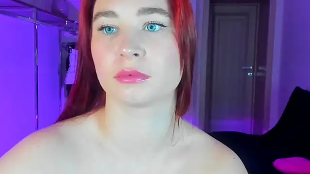 Snapshot of Meri_Cutte chatting on November 13, 2:38 pm Meri Cutte online show from November 13, 2:38 pm