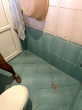 Snapshot of Cruel00 chatting on November 23, 7:41 am Cruel00 online show from November 23, 7:41 am