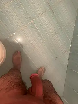 Snapshot of Cruel00 chatting on December 4, 9:01 pm Cruel00 online show from December 4, 9:01 pm