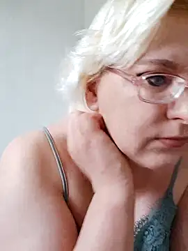 VikaKing online show from September 17, 8:05 am