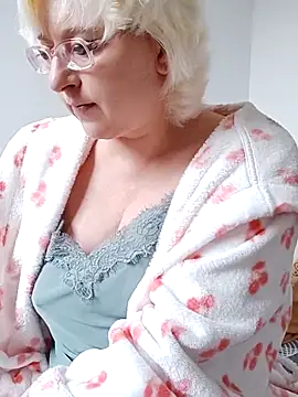 VikaKing online show from September 27, 9:03 am