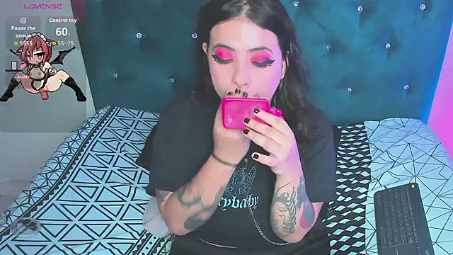 keith cute online show from February 12, 7:09 pm