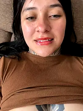 Snapshot of Rouse_07 chatting on October 27, 4:33 pm Rouse 07 online show from October 27, 4:33 pm