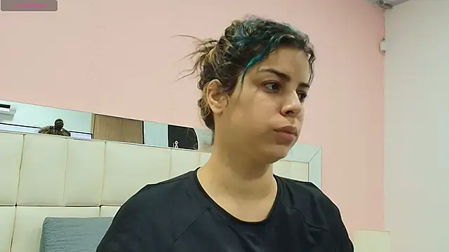 gisell gomez online show from November 18, 12:20 pm