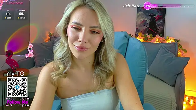 HoneyJohansson online show from September 9, 3:22 pm