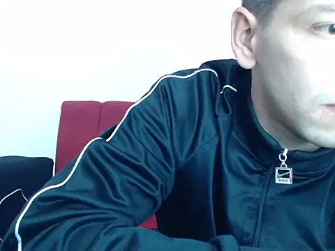 Thomasjons  online show from October 4, 3:54 pm