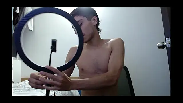 Snapshot of axel_davis_ chatting on October 3, 11:02 pm axel davis online show from October 3, 11:02 pm