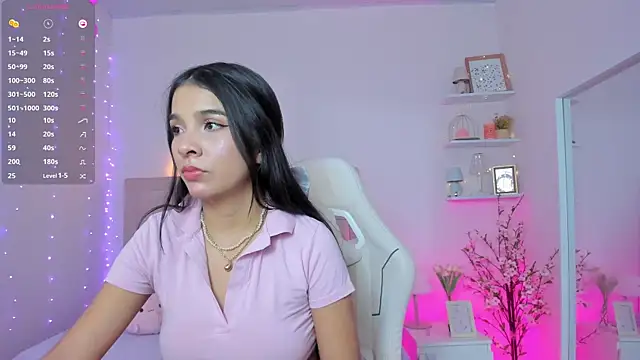 Snapshot of kim_dreams18 chatting on February 11, 11:54 pm kim dreams18 online show from February 11, 11:54 pm