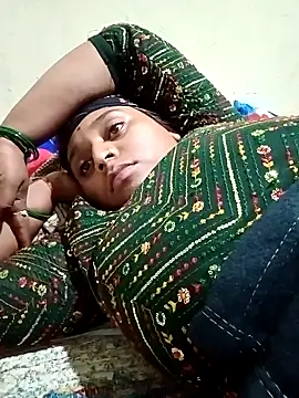 Snapshot of Hot_crety chatting on October 17, 2:08 pm Hot crety online show from October 17, 2:08 pm