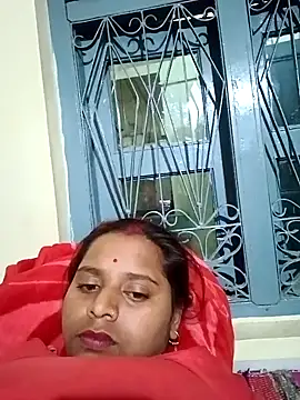 Snapshot of Hot_crety chatting on November 16, 12:00 pm Hot crety online show from November 16, 12:00 pm