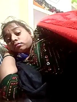 Snapshot of Hot_crety chatting on December 2, 12:27 am Hot crety online show from December 2, 12:27 am