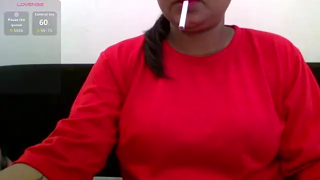 Snapshot of cute_girl007 chatting on October 27, 5:44 am cute girl007 online show from October 27, 5:44 am