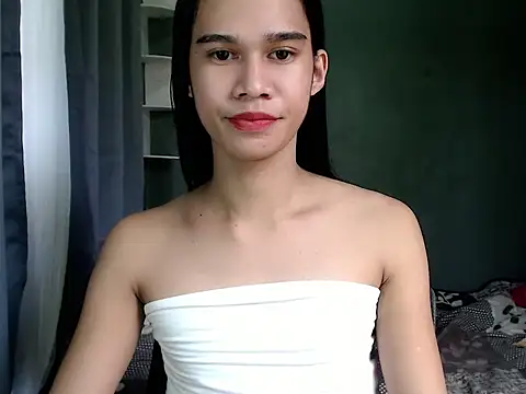 Snapshot of urseductivebarbie_xx chatting on October 22, 1:28 am urseductivebarbie xx online show from October 22, 1:28 am