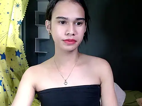 Snapshot of urseductivebarbie_xx chatting on November 20, 4:56 am urseductivebarbie xx online show from November 20, 4:56 am