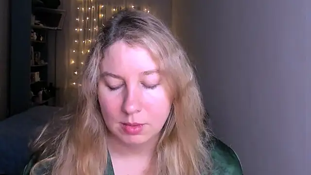 NancySanders online show from April 4, 5:54 pm