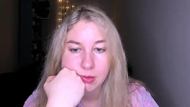 NancySanders online show from April 23, 3:58 pm