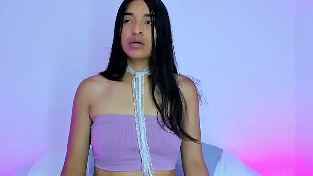 Snapshot of RousyMoon chatting on November 29, 1:47 pm RousyMoon online show from November 29, 1:47 pm