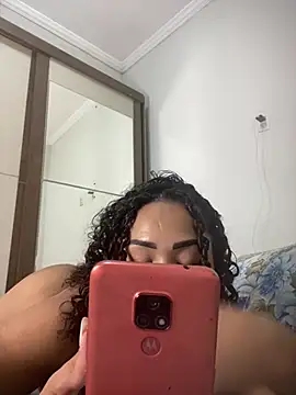 jhennyfer online show from March 23, 5:22 am