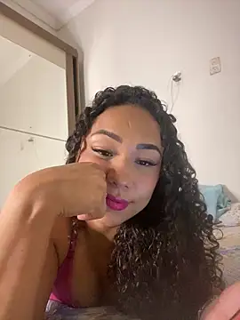 jhennyfer online show from March 24, 5:12 am