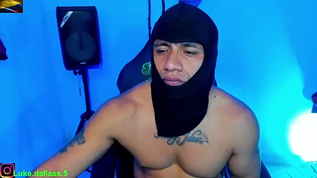 zeus 7777 online show from December 3, 1:02 am