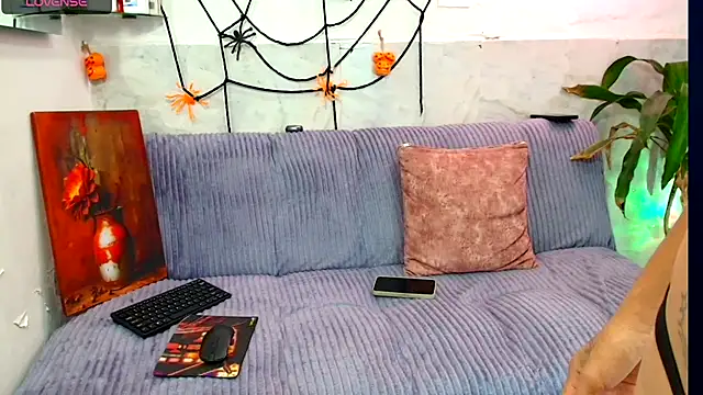 Luna logan online show from October 30, 2:24 am