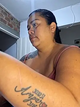 Snapshot of NARNYALABELLA chatting on October 7, 11:18 am NARNYALABELLA online show from October 7, 11:18 am