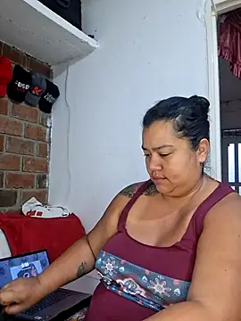 Snapshot of NARNYALABELLA chatting on November 5, 11:10 am NARNYALABELLA online show from November 5, 11:10 am