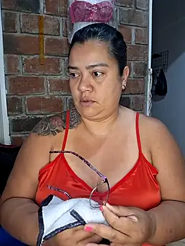 NARNYALABELLA online show from March 29, 11:10 am