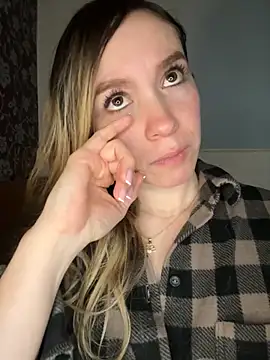 Snapshot of BritgetPsychol chatting on September 23, 2:14 am BritgetPsychol online show from September 23, 2:14 am