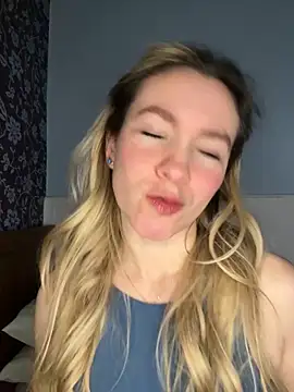 Snapshot of BritgetPsychol chatting on November 12, 5:08 am BritgetPsychol online show from November 12, 5:08 am