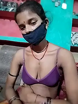 Snapshot of Maya_bhoji chatting on October 7, 12:52 am Maya bhoji online show from October 7, 12:52 am