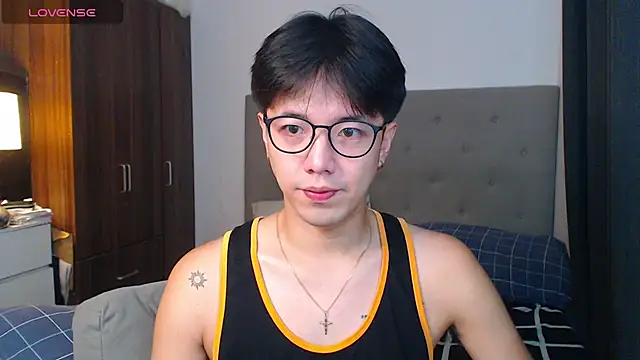 Addictiveboi online show from September 24, 3:43 am