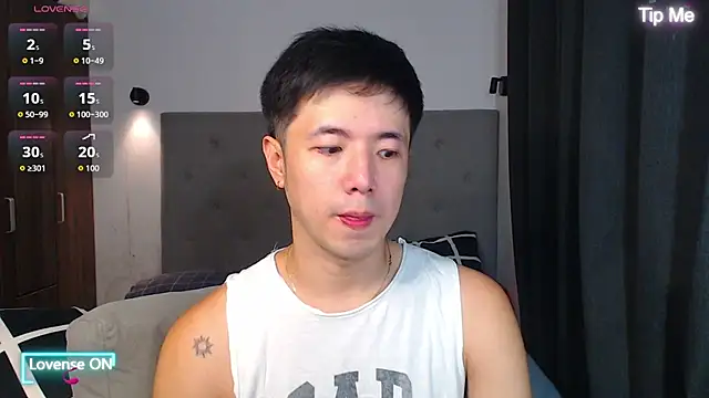 Addictiveboi online show from November 30, 3:10 am