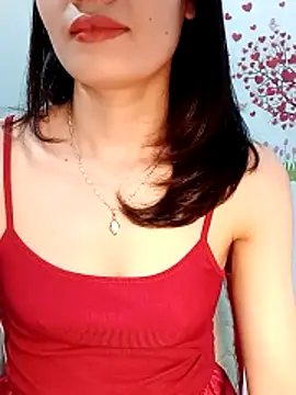 Snapshot of Hinna_x chatting on May 9, 2:28 am Hinna x online show from May 9, 2:28 am