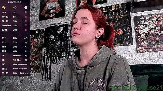 Snapshot of the_high_priestess chatting on September 26, 5:11 am the high priestess online show from September 26, 5:11 am