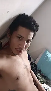 Snapshot of RuiMaddoox chatting on November 12, 5:13 pm RuiMaddoox online show from November 12, 5:13 pm