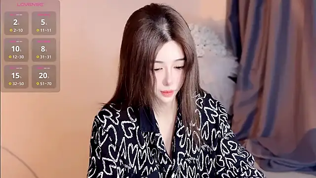 Snapshot of Tina-a chatting on November 29, 12:19 pm Tina-a online show from November 29, 12:19 pm