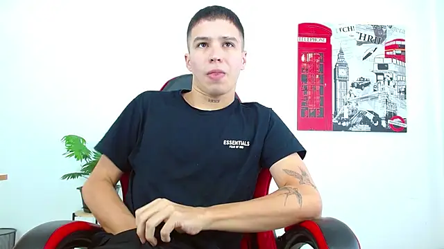 Cumandres18 online show from October 14, 1:56 pm