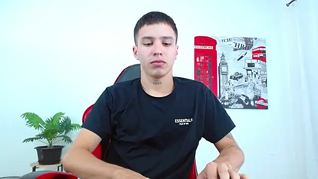 Cumandres18 online show from November 5, 1:55 pm